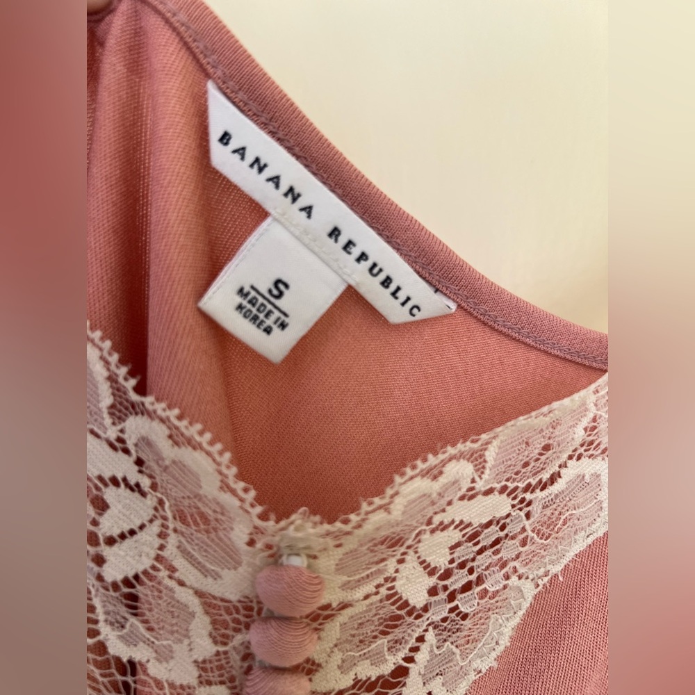 Banana Republic Pink Lace Cami - Picture 2 of 5